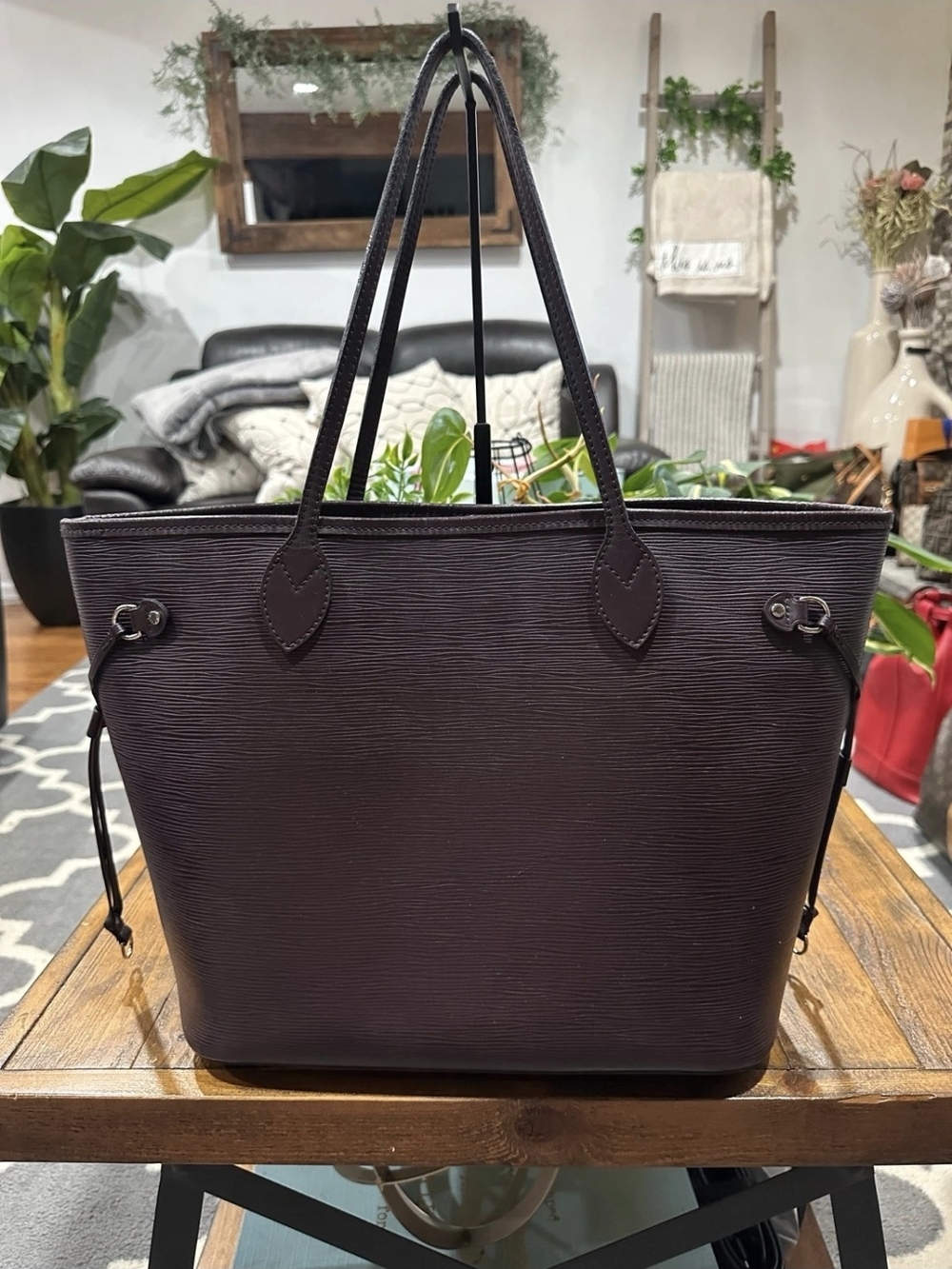 Louis Vuitton  Epi Leather Tote Bag in Deep Burgundy, 3 pieces - Picture 2 of 16